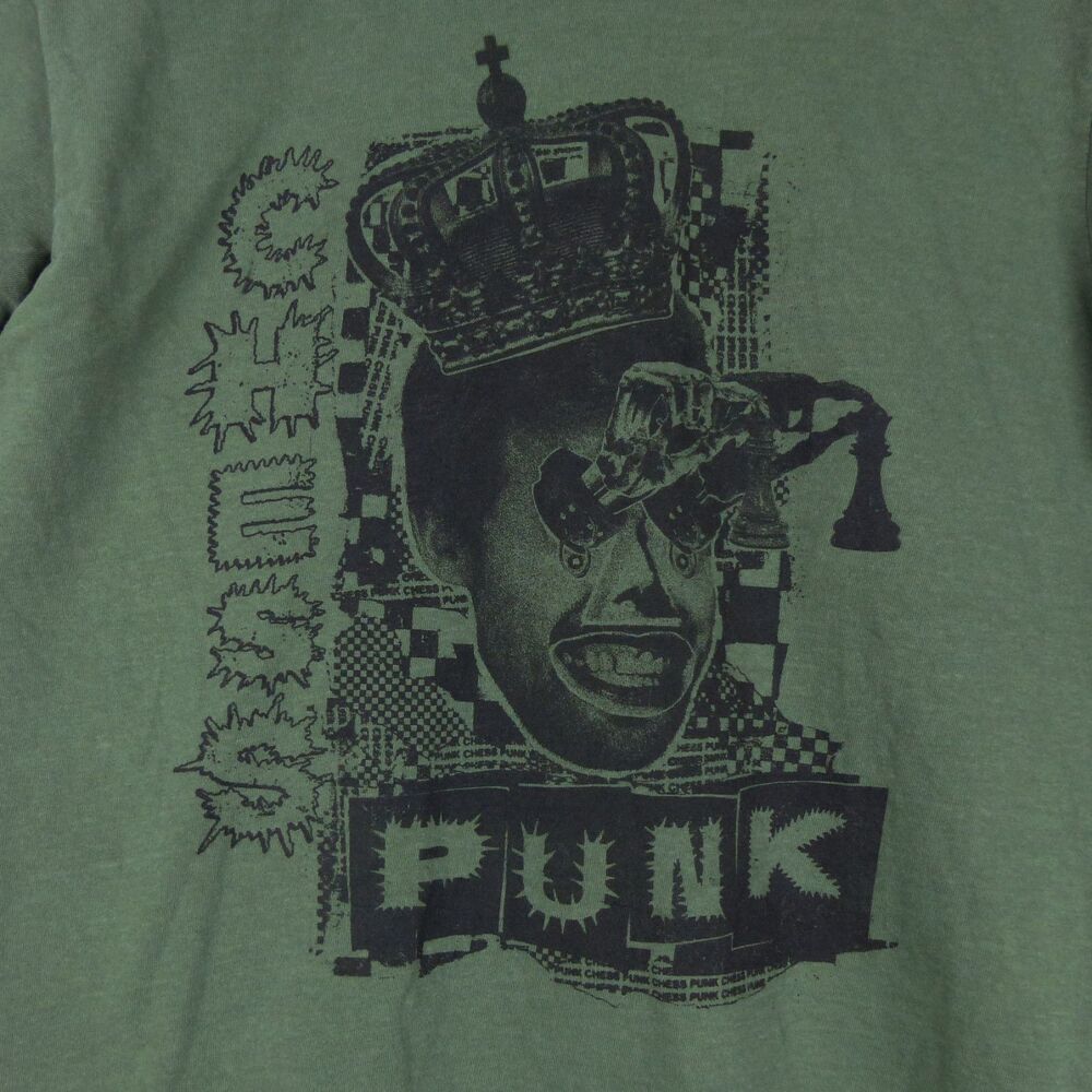 Punk Chess King Graphic Shirt Mens M Green Cotton Rock Streetwear Comfort Colors